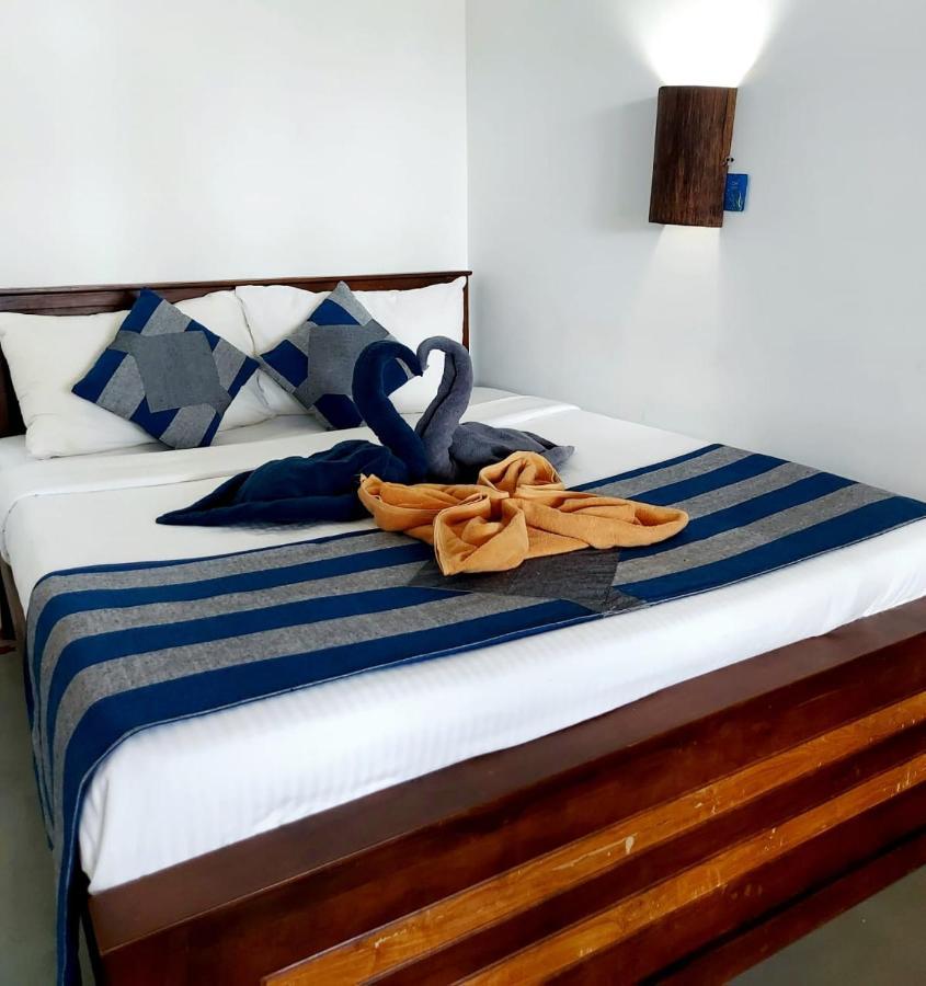 Chill House Make A Good Story With Infinite Ocean Surf And Stay Weligama Exterior photo